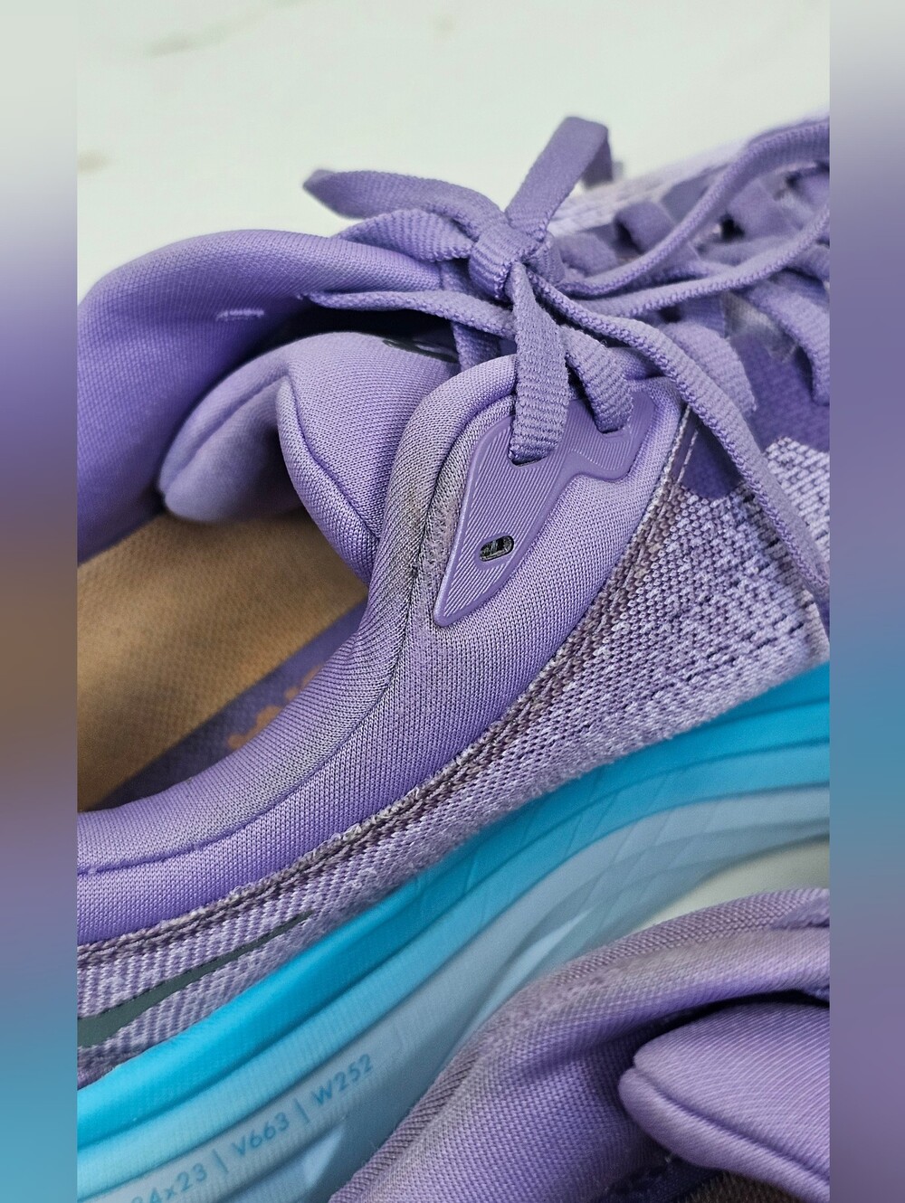 HOKA ONE ONE Bondi 8 Women’s Size 10B Purple Blue Max Cushion Running Shoes - Picture 9 of 13